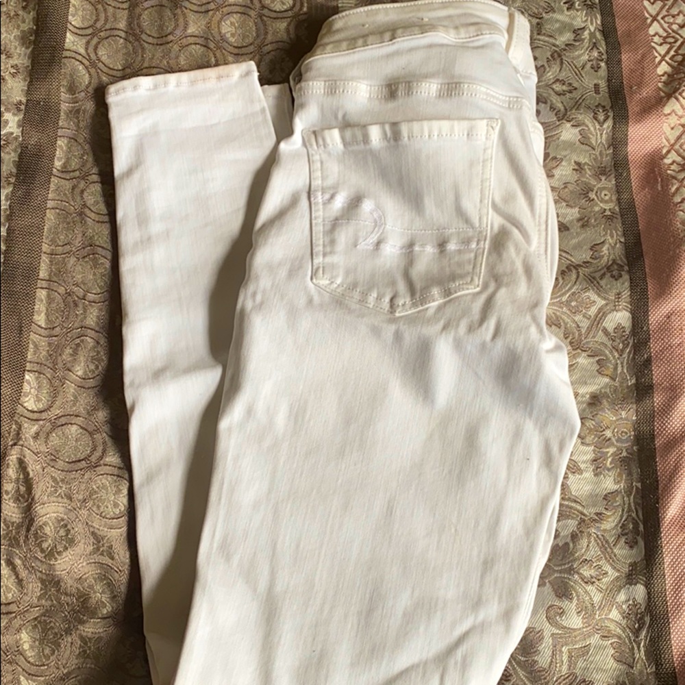 American Eagle- white stretch Jeans